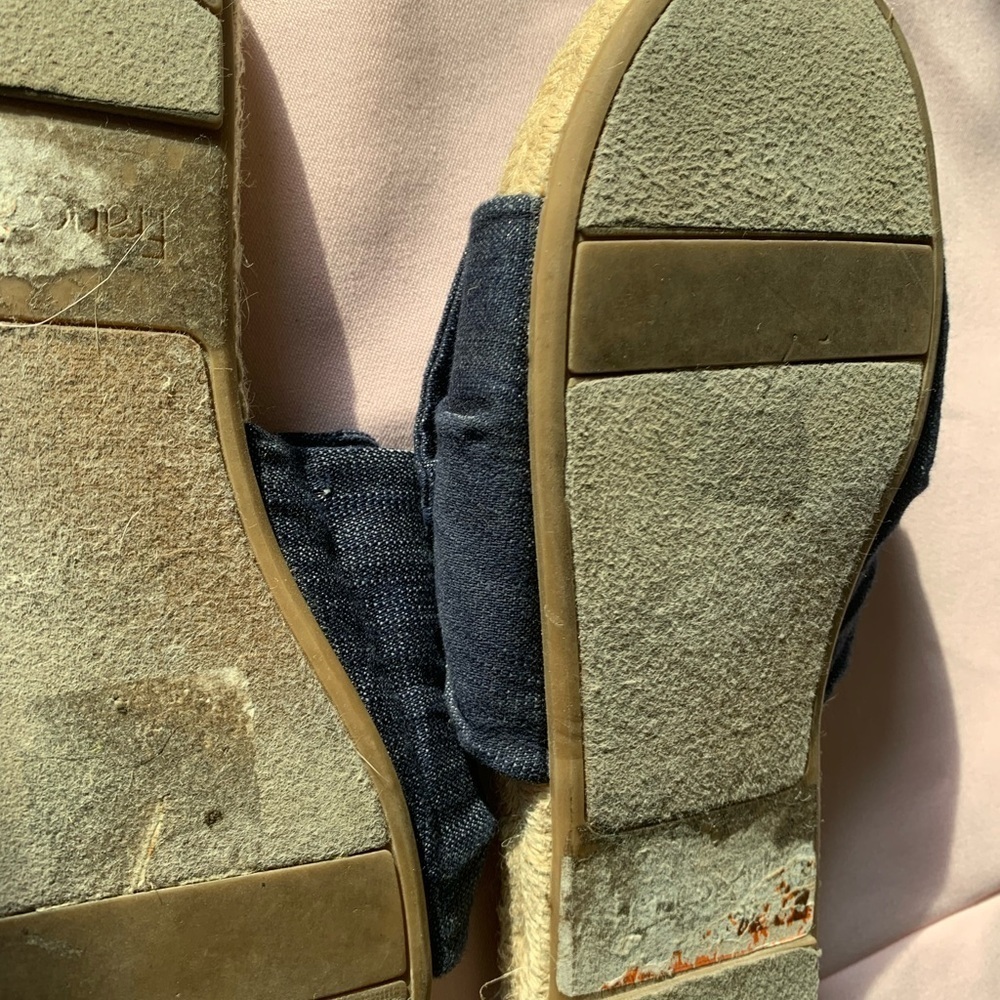 Franco Starto Blue Denim Bow and Tan Sandals: Clean Smoke Free Home​​​​ - Picture 7 of 8